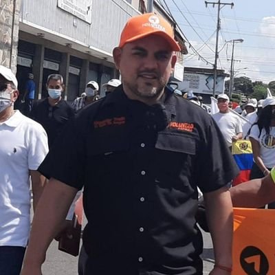 Venezolano
Creyente en Dios y en la justicia
IG: @ElGatoDeAraguave