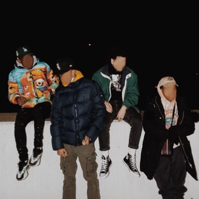 thebaremax_'s profile picture. 