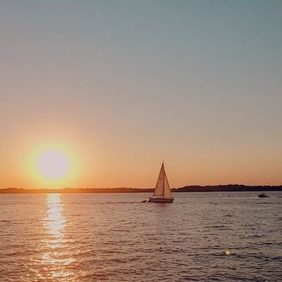 333Hot's profile picture. ‏احب البر والمزيون ❤احبك قبل لايدرون هلي واهلك ولا الجيران