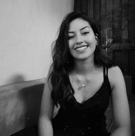 claudiahdzglz's profile picture. No son indirectas, son cacahuates y Duermo con un bote de amaranto ¿Quien soy yo para juzgar?