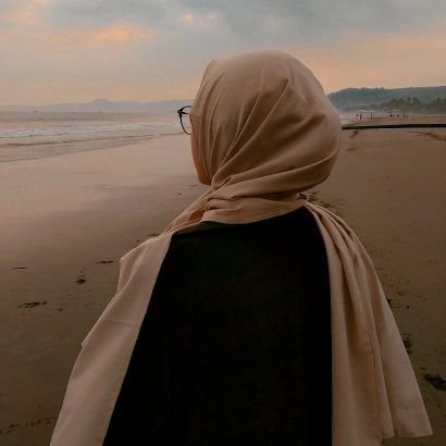 SafiyaSahra_'s profile picture. Undergraduate | IT Enthusiast