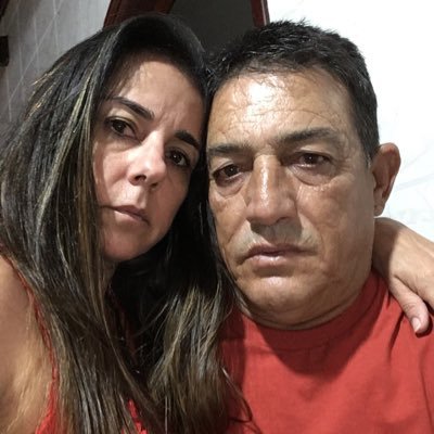 Só quem tem um amor verdadeiro sabe o que é felicidade.
