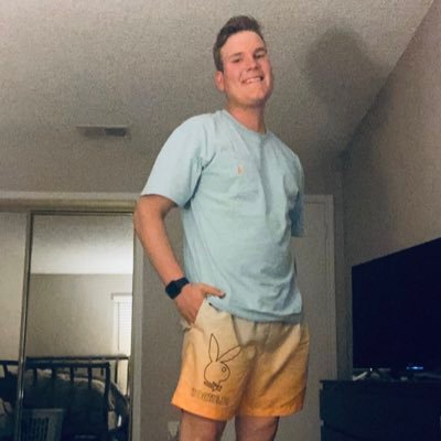 Justin20472071's profile picture. “Insert inspiring quote here”