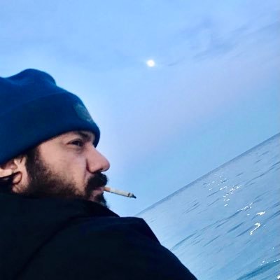 kugtruper's profile picture. Sedicente UX designer. Autore del libro #lesattavertigine