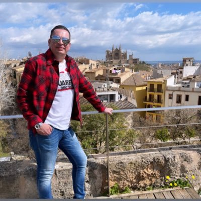 fritzenrene's profile picture. Inhaber Hotel Well garni          https://t.co/QWaKNqf6XS