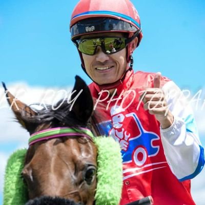 International jockey based in Cairns Australia.

オーストラリア・ケアンズ在住。騎手。