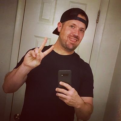 JoeyJValValin's profile picture. collection of thoughts