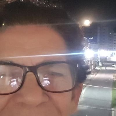 Homem, hétero. sempre à direita. Bolsonaro 2022. Cruzeirense. Advogado com desprezo pelos ÇUPREMUS!