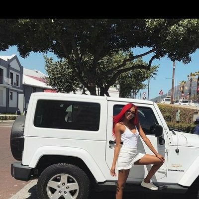 kelsie_nerd's profile picture. Kelsie writes ☕✍