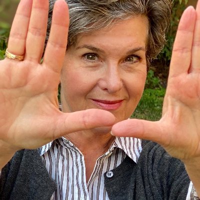 DIRECTOR / WRITER / ACTIVIST
Telling stories can be an act of resistance.