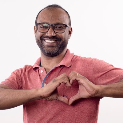 Pai, amante dos games, desenvolver de software, adora boas e saudáveis discussões, curiosiólogo.
