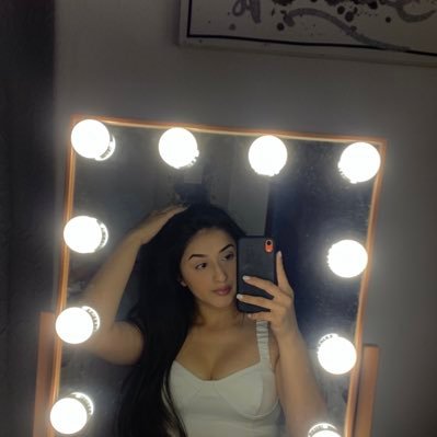‘La actitud es una pequeña cosa que hace una gran diferencia’💋