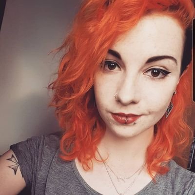 auronarisme's profile picture. British streamer; I like to play video games while not being especially good at it. I play on PS4 and PC. 🧡
She/ Her
