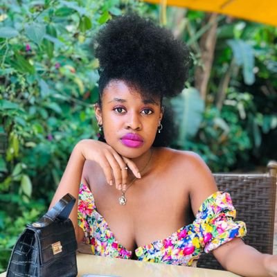 Springed__crown's profile picture. Mikateko Mkhabele♡
📍🇿🇦
Nwa'Malakubyela 🗣️
👩🏾‍🎓🧬🤯👩‍🔬@UniversityOfVenda