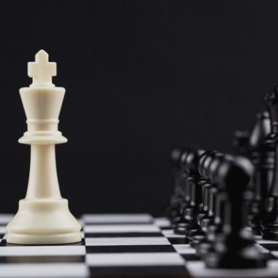 roberto_dante's profile picture. No necesitamos recorrer el riesgo de la aventura solos, porque los héroes de todos los tiempos han ido antes que nosotros, el laberinto ya se conoce...
