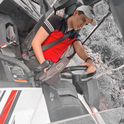 FabianAlbores1's profile picture. 