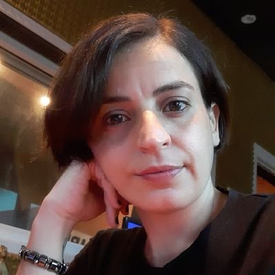 queenbatata's profile picture. Lic. en Comunicación Social / Mis opiniones son personales y no están vinculadas al medio donde trabajo.