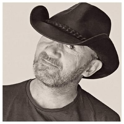 Brian18616511's profile picture. Singer/songwriter from Fife scotland