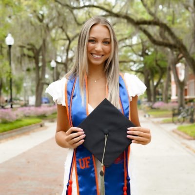 alanajula's profile picture. 