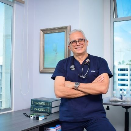Médico Clínico Internista
Conmutador para hospitalizaciones:
OMNIHOSPITAL 2109000
INTERHOSPITAL 3750000
Citas programadas:
2109181
WhatsApp 0979983661