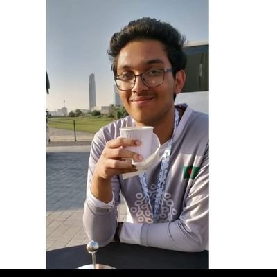 r4z33n4l1's profile picture. 🙂