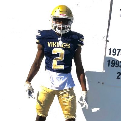 Cornerback @ Cambridge south Dorchester High School C/o 21’ I will be attending the university of______ email:Jayzonroberts@icloud.com |Rip pops 💜👼🏾