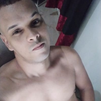 jhonathaliira's profile picture. Ariano torto. Filho do Rei da Mata, da Guerra e da Cura, asé.