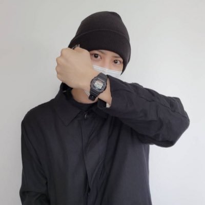 oohsevey's profile picture. EXO, pipiliin ka sa araw araw