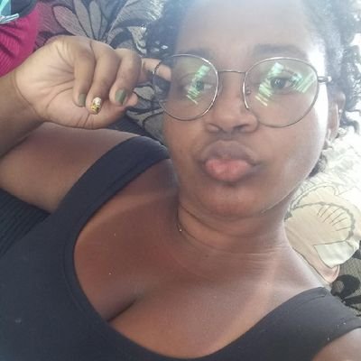 Flvia54423188's profile picture. feliz e oq importa