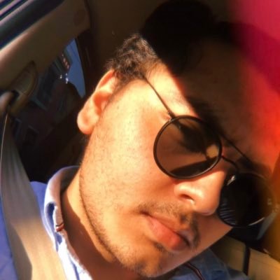 robertauuu's profile picture. 