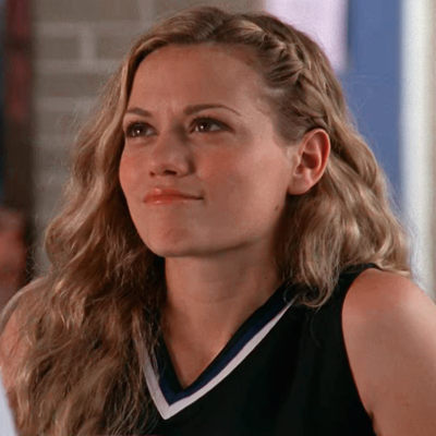 high quality gifs of haley james scott. all gifs are made by me, enjoy :)