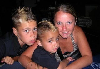 kate2084's profile picture. 