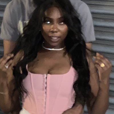 Whadddup_Sarah's profile picture. ✨I’m on my grind, about to get what I deserve✨