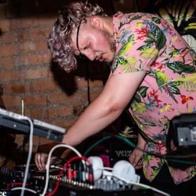 IAMFVRY's profile picture. freelance music producer/mix engineer, writer of terrible tweets