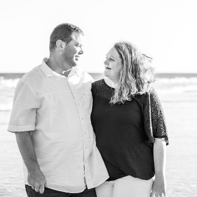 WThompson_IA's profile picture. In the middle of it all...middle of life, middle of the country, middle of marriage, middle of raising amazing kids, etc.