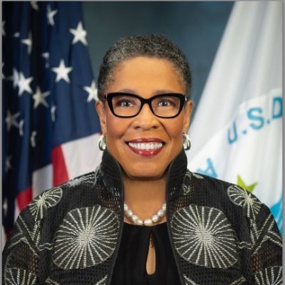 The archived posts of Marcia L. Fudge, 18th Secretary of the U.S. Department of Housing and Urban Development. This is an inactive account.