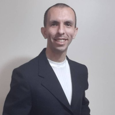 Ingeniero electricista. Experto en eficiencia energética y automatización, Especialista Agricultura urbana e hidroponía, apasionado por la Educación y Nutrición