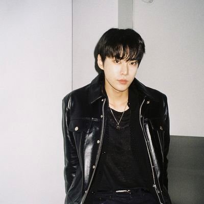 d0yii's profile picture. 𓏲 𝗞𝗶𝗺 Doyo𝘂ng  24/7🧸 ₊ ❜ @.@                                                                
ᵔદᵔ 🍓 also lOve 𖥻𝐉ungwoo 𖥻𝐉aemin 𖥻𝐉eno𓈒ᱸ 🧺 יִיִ 𔘓