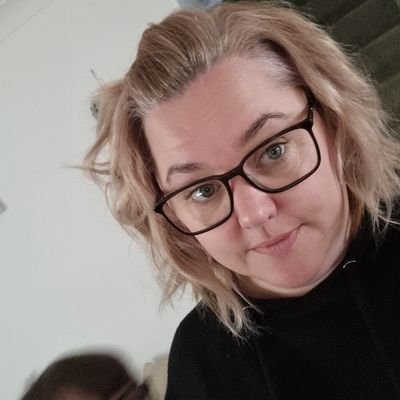 Deputy Divisional Nurse Director in Medicine at Lancashire Teaching Trust, teacher, qualified body piercer and marvel nerd 😀