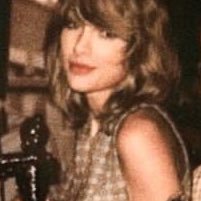 oursongisclean's profile picture. step into the daylight and let it go