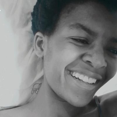 dumuka_linly's profile picture. 