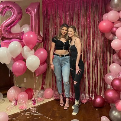 nicolewoodcock_'s profile picture. 