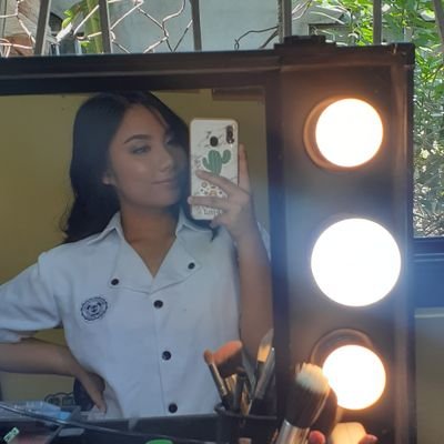 jajadif's profile picture. Owned by God❣

|19|