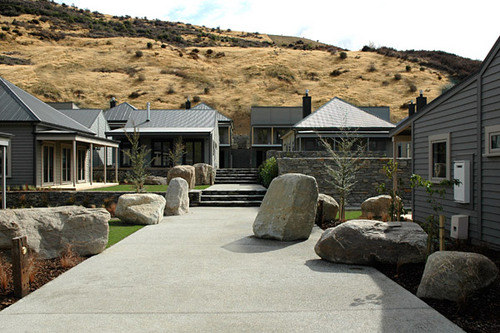 Benbrae is a stylish and contemporary accommodation property located in the stunning Cardrona Valley NZ.