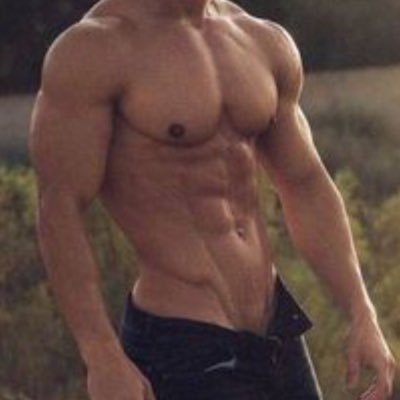 nudetvrfr's profile picture. venez en dm