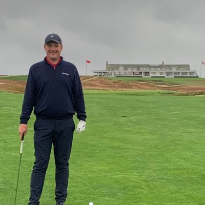 I am a passionate golf coach working to bring simplicity into golf coaching. Learn how to maximise your potential through the CLINTgolf systems.