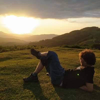 MatPrincipia's profile picture. Físic treballant de docent (i per tant dicent) de Física i Químca a secundària. Coquetajant també amb la docència matemàtica des d'un punt de vista materialista