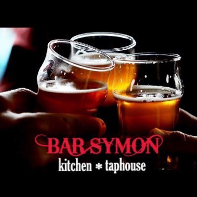 Bar Symon is the brainchild of Chef Michael Symon that seamlessly integrates delicious comfort food and a tap-house into a timeless airport experience.