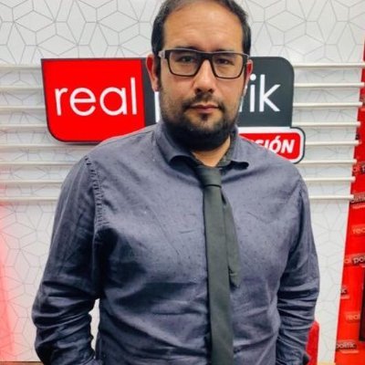 Periodista y Productor de Radio y Televisión. REALPOLITIK y FM 96 7 de la ciudad de La Plata