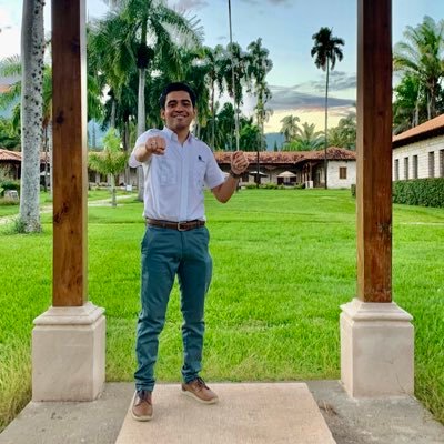 Ingeniero agrónomo. ADN Zamorano. Labor Omnia Vincit